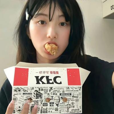 骆驼女孩的沙漠之旅